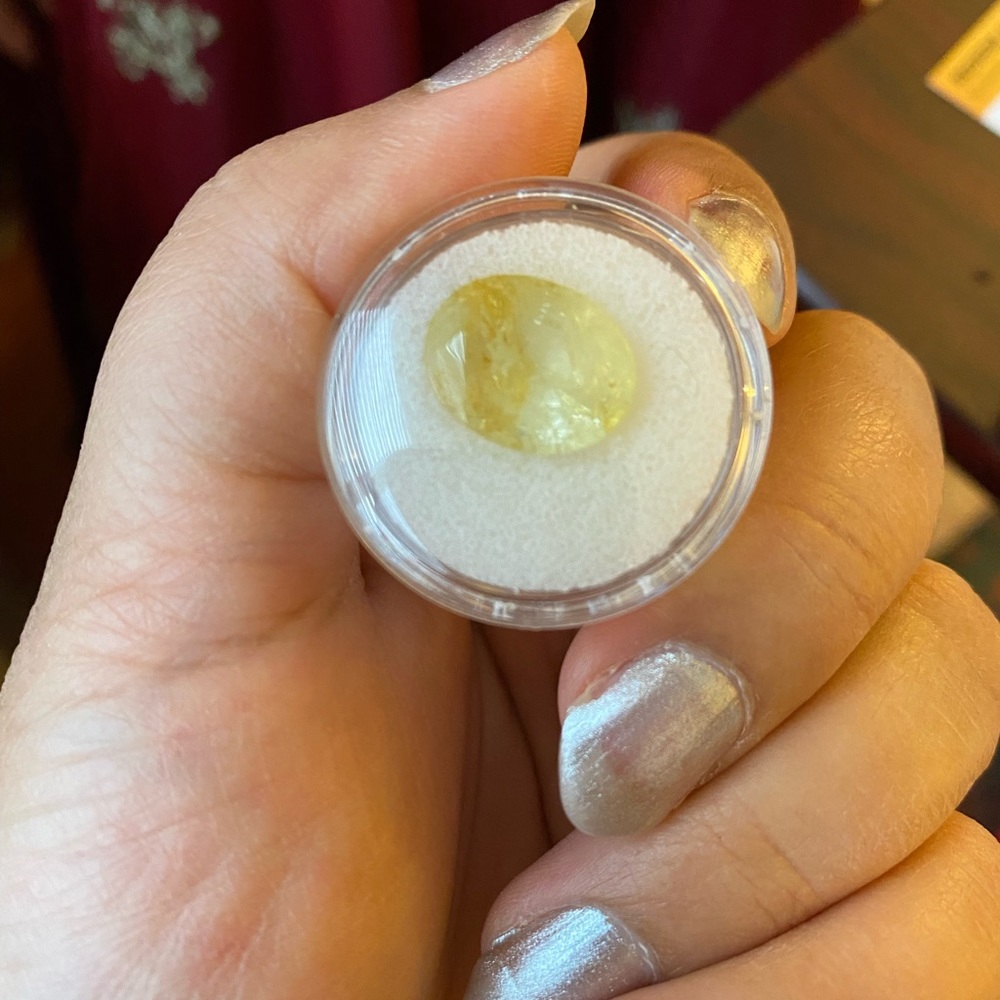 Dont buy…. already sold



Yellow Sapphire